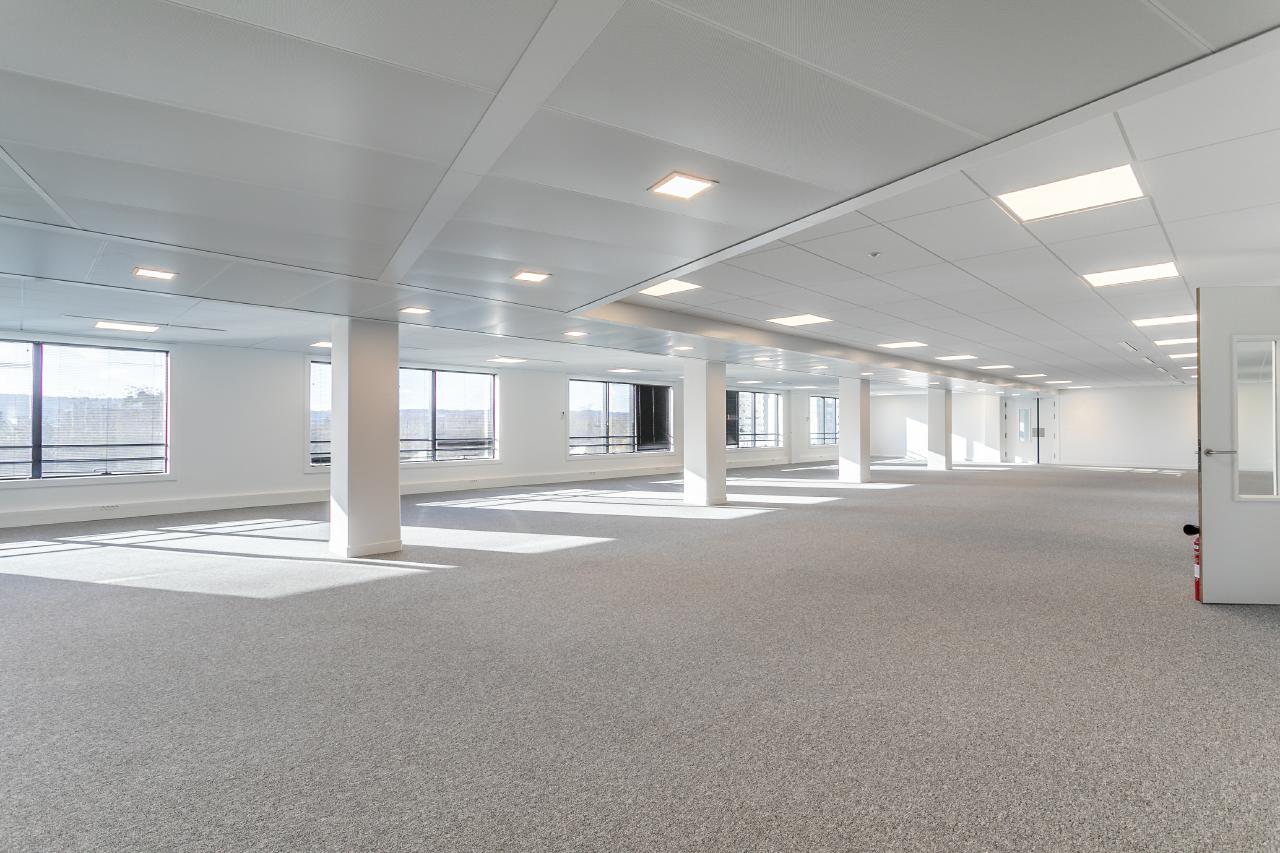 Bureau Rueil-Malmaison 7250m² Location bureau Rueil-Malmaison Hauts-de-Seine OLBUR2100381 1